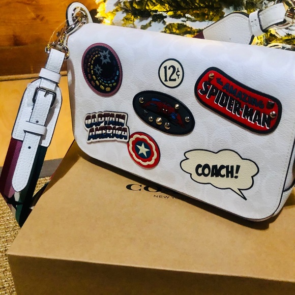 Coach / Marvel Jes In Signature Cross Body Bag - Picture 3 of 9